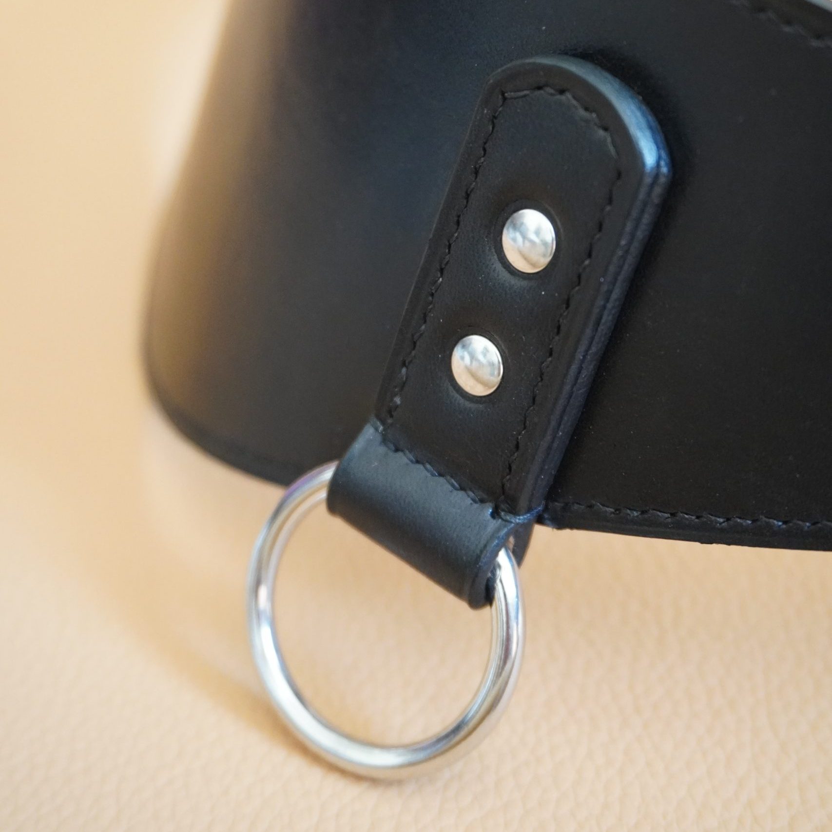 Wide Belt Black and Silver O-Ring